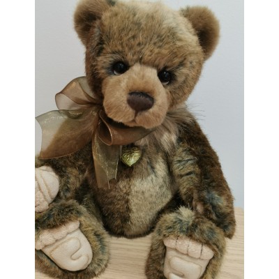 Ezra Bear - Charlie Bears Plush 2022