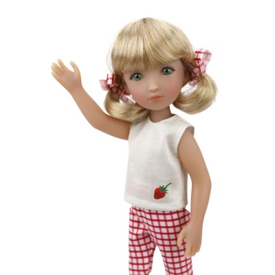 Summer Create Your Dream Doll - Ruby Red