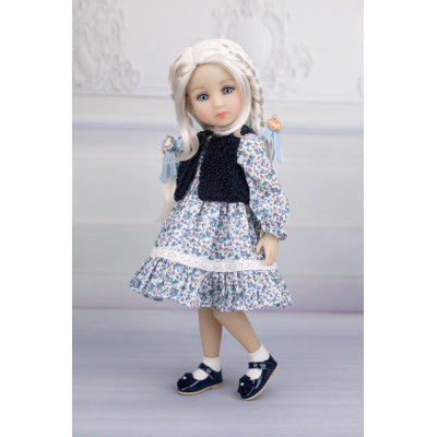 Loona Fashion Friends Doll - Ruby Red Exclusive Doll